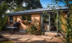 Foxglove_Lodge_Exterior_f7b10828-0c99-4d67-97bf-ea8257df9dea